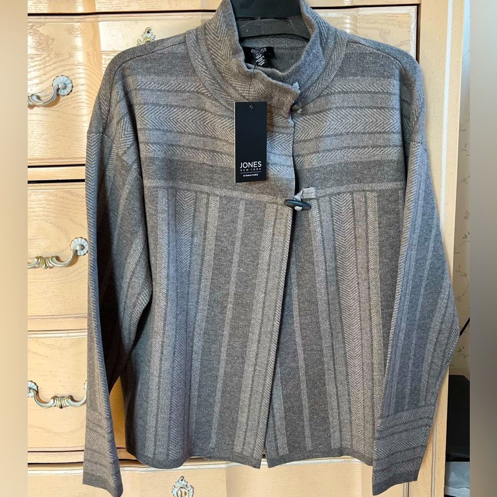 Jones New York NWT Signature Cardigan Sweater Jacket, Toggle Buttons, S, Grey